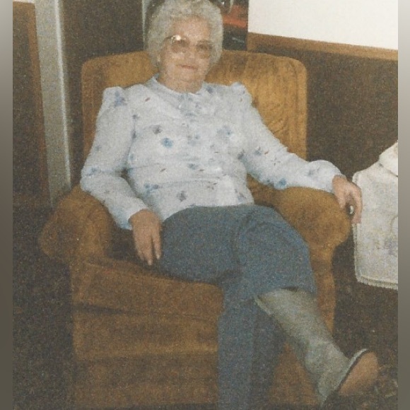 MeeMaw’s Cowboy Boots vintage - Picture 2 of 5